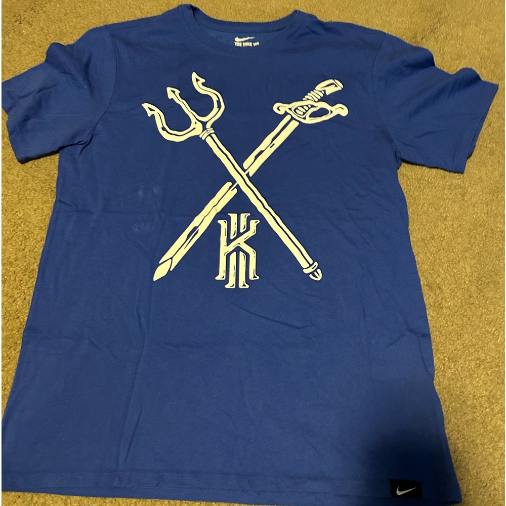 Nike tshirt